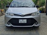 Toyota Corolla Fielder-1