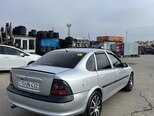 Opel Vectra-4