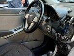 Hyundai Accent-8