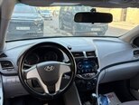 Hyundai Accent-9
