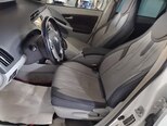Toyota Prius-11