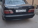 Mercedes E 240-2