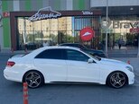Mercedes E 220-2