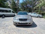 Mercedes E 240-1