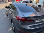 Hyundai Elantra-5