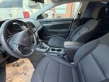 Hyundai Elantra-9