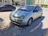 Toyota Prius-5