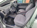 Toyota Prius-13