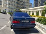 Mercedes E 230-6