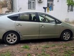 Toyota Prius-5