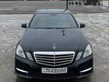 Mercedes E 220-1
