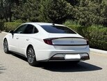 Hyundai Sonata-6