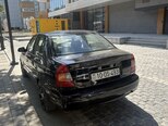 Hyundai Accent-14