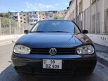 Volkswagen Golf-1