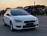 Mitsubishi Lancer-4