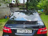 Mercedes E 220-2