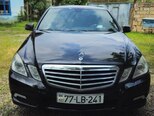 Mercedes E 220-1