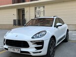 Porsche Macan S-2