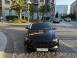 Hyundai Elantra-1