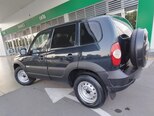 Chevrolet Niva-4
