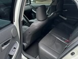 Toyota Prius-12