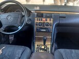 Mercedes E 240-10