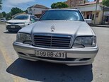 Mercedes C 220-1