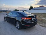 Hyundai Elantra-2