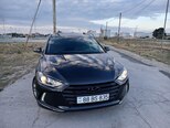 Hyundai Elantra-1