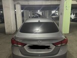 Hyundai Elantra-6