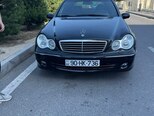 Mercedes C 320-1