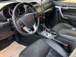Kia Sorento-12