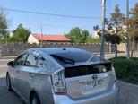 Toyota Prius-4