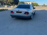 Mercedes 220 E-5
