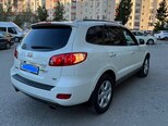 Hyundai Santa Fe-5