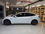 Tesla Model 3-3