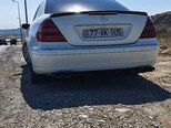 Mercedes E 240-2
