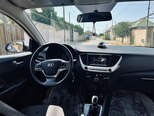 Hyundai Accent-9
