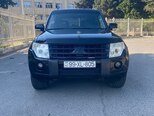 Mitsubishi Pajero-1