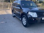 Mitsubishi Pajero-4