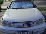 Nissan Sunny-8