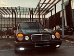 Mercedes E 230-4