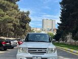 Mitsubishi Pajero io-1