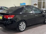 Kia Cerato-11