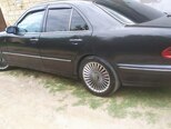 Mercedes E 220-3