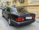 Mercedes E 230-6