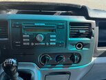 Ford Transit-13