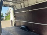Ford Transit-16