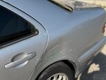 Mercedes E 200-11