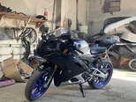 Yamaha R15M-8